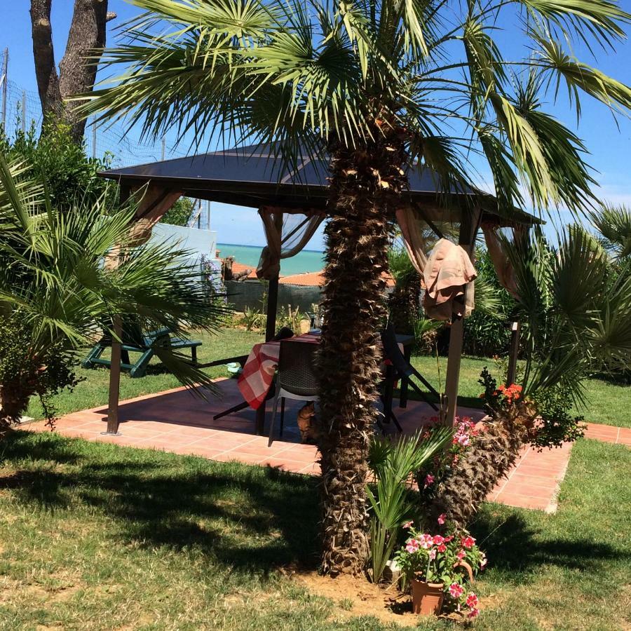 Casa "La Conchiglia" Bed & Breakfast Civitanova Marche Bagian luar foto
